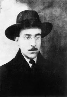 Fernando Pessoa - El sensacionista Fernando Pessoa - El sensacionista