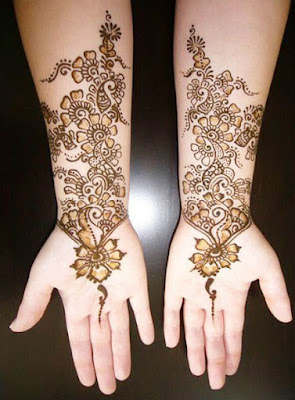 Flower and Carries Bridal Henna