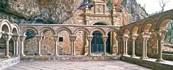 LOS CORPORALES DE SAN JUAN DE LA PEÑA, INTACTOS