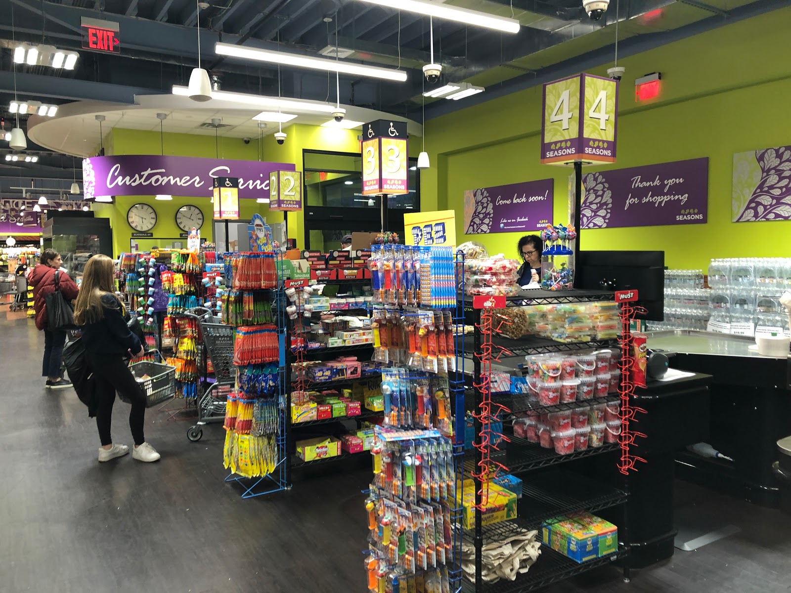 TOUR Seasons Supermarket Scarsdale, NY