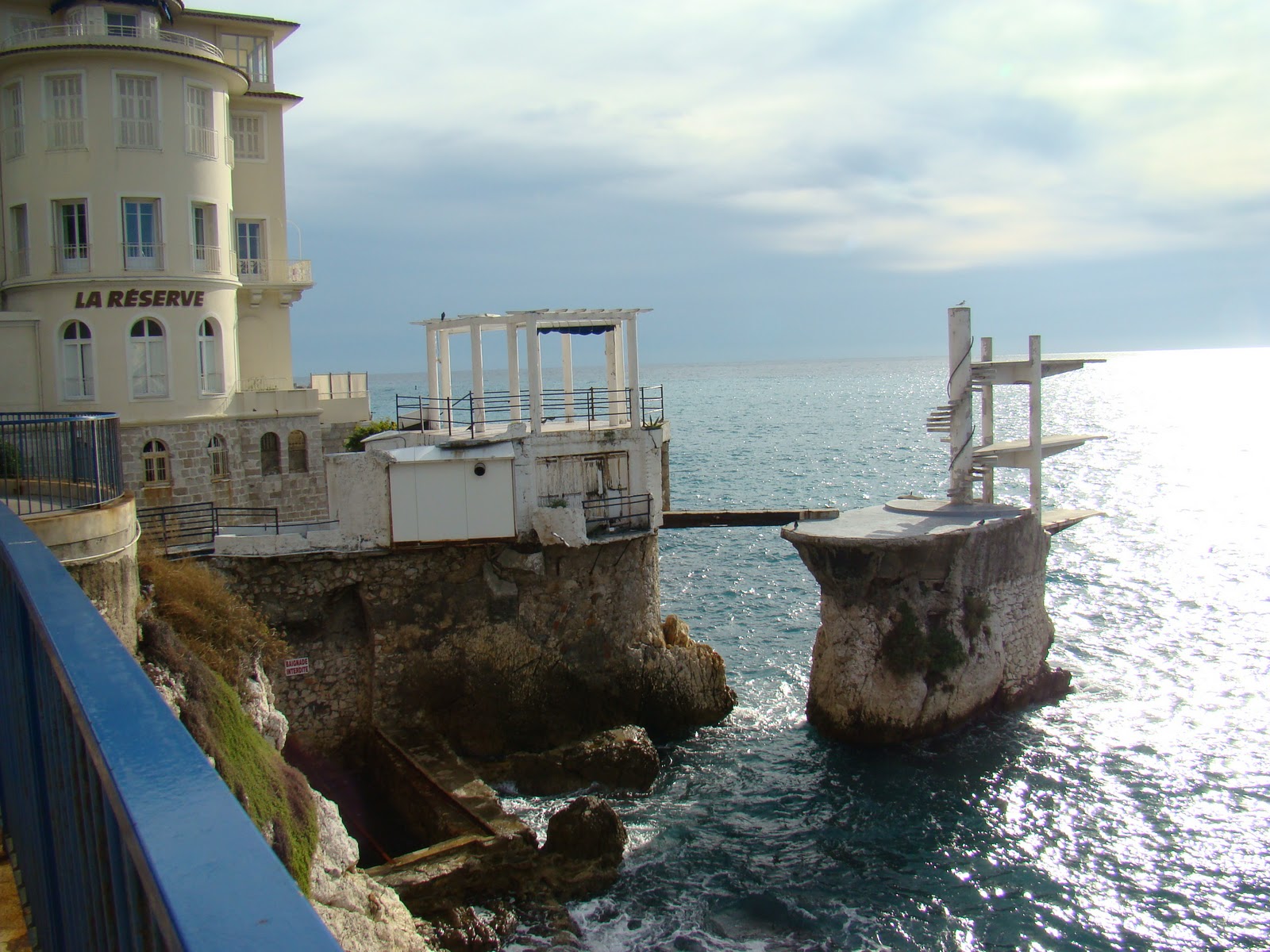 Focused A walk from Nice to Villefranchesurmer