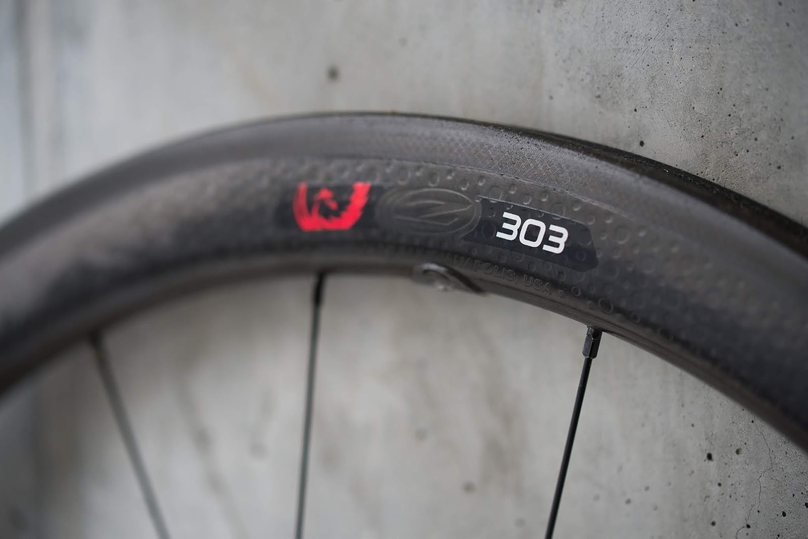 zipp firecrest 303 disc wheelset