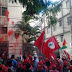 POLÍTICA / Manifestantes jogam tinta na fachada de prédio de Cármen Lúcia em BH