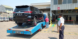 towing mobil jakarta jasa derek gendong mobil