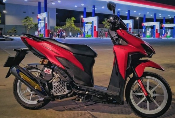 Modifikasi Vario 150 Warna Merah Polos, Original, Metalik, Marun, Candy