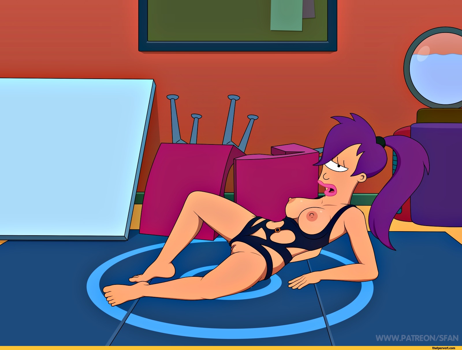 Futurama naked leela