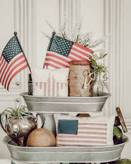 Patriotic themed tiered tray