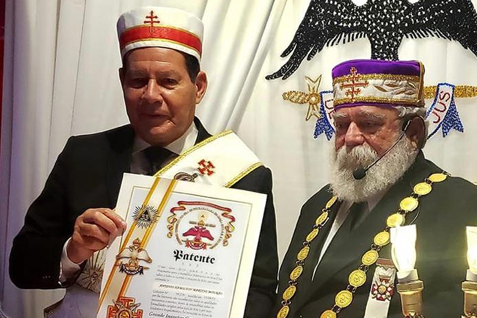 Governo organiza uma festa dentro do templo da maçonaria Masonaria Gospel Brasil Governo organiza uma festa dentro do templo da maçonaria Masonaria Gospel Brasil