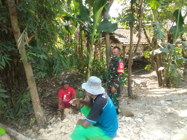 Kunjungi Warga Binaan Menjadi Bagian Komsos Babinsa Desa Pendem