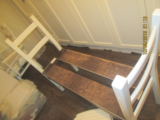 IMG 0372 - בניית ספסל משני כיסאות