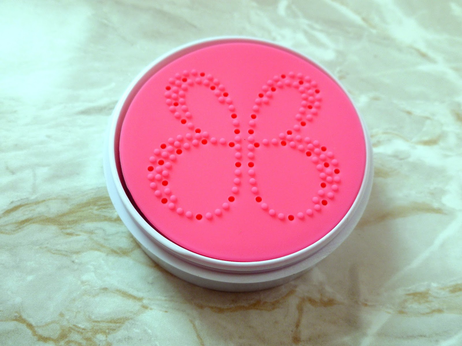 The Beauty Blender Solid Cleanser Mammaful Zo Beauty, Fashion, Lifestyle