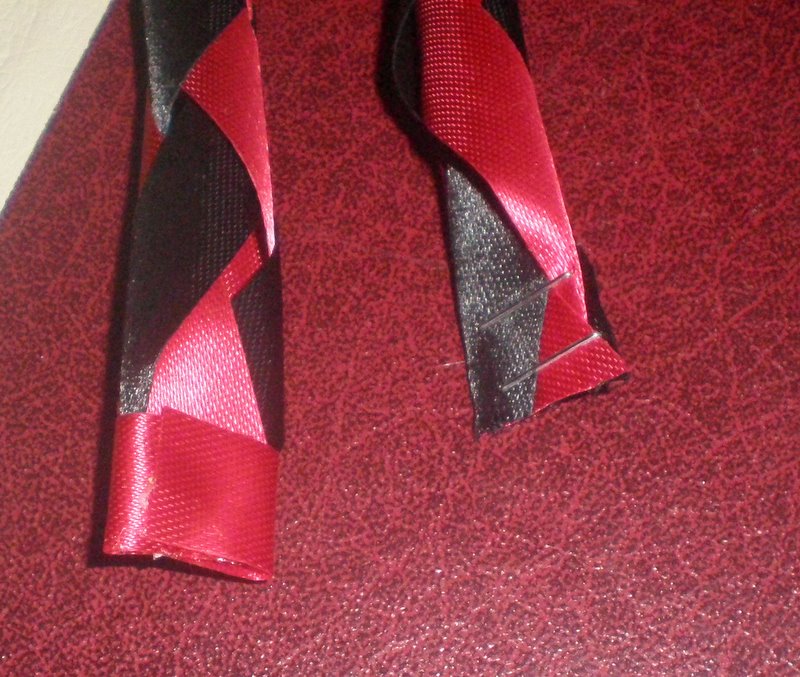 Cottage In The Sun: Looped Dimensional Homecoming Ribbon