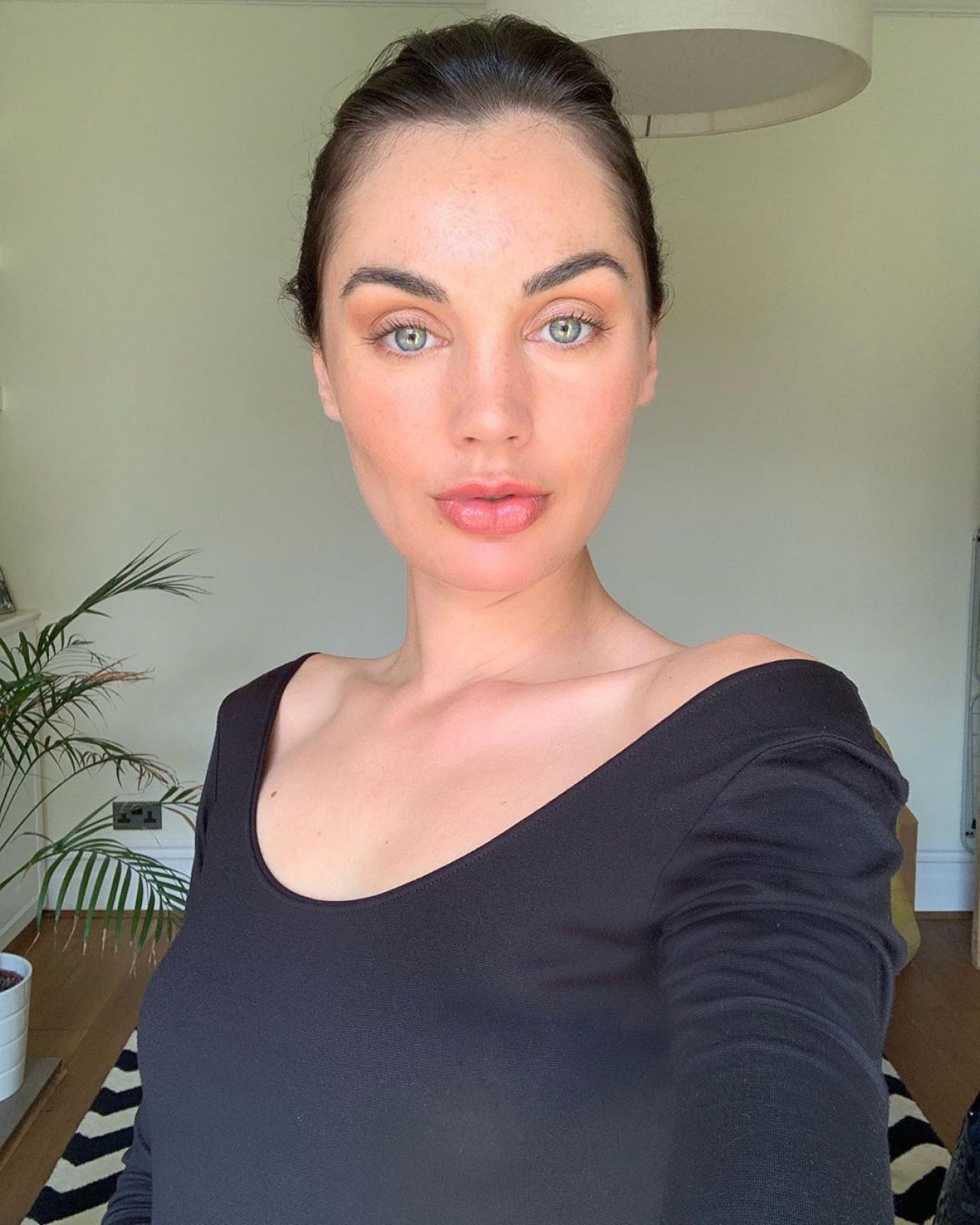 labels poppy corby tuech share