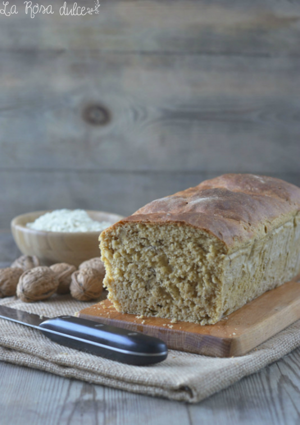 Pan de molde con nueces y harina Tritordeum