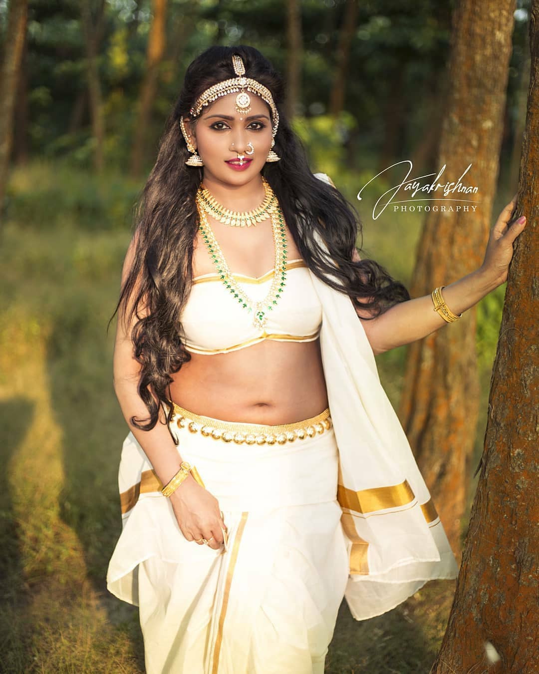 Malayalam Serial Actress Hot Navel Photos