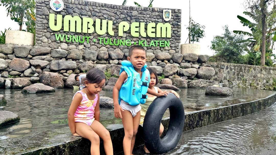 Umbul Pelem Kolam Renang Terbaru Di Klaten Yang Wajib Dikunjungi Wisata Mantap