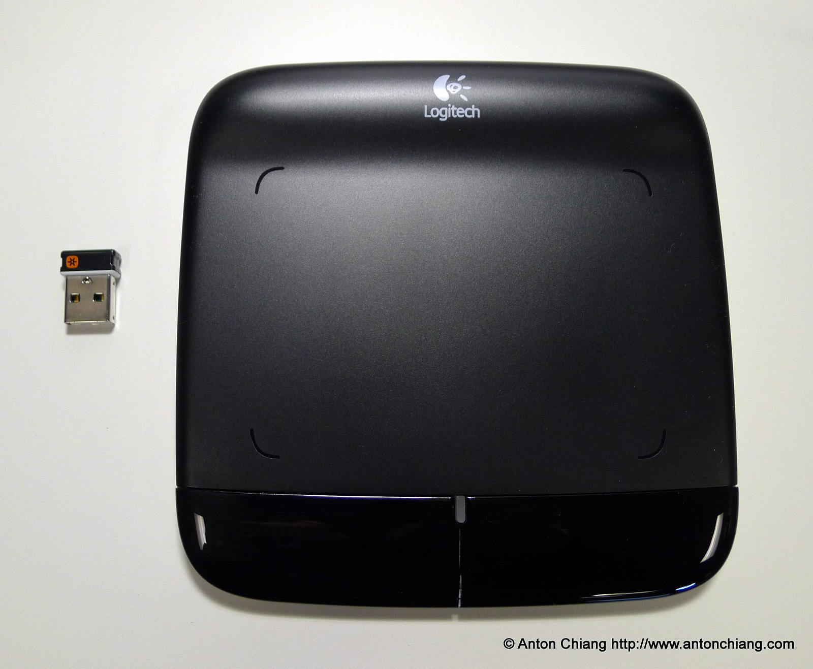 Sight, Sound, Connection: Logitech Wireless Touchpad - Unboxing and