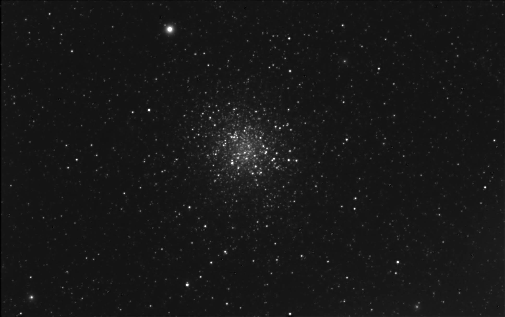 OBSERVATORIO DE LA UCLMINEI CÚMULO GLOBULAR MESSIER 22