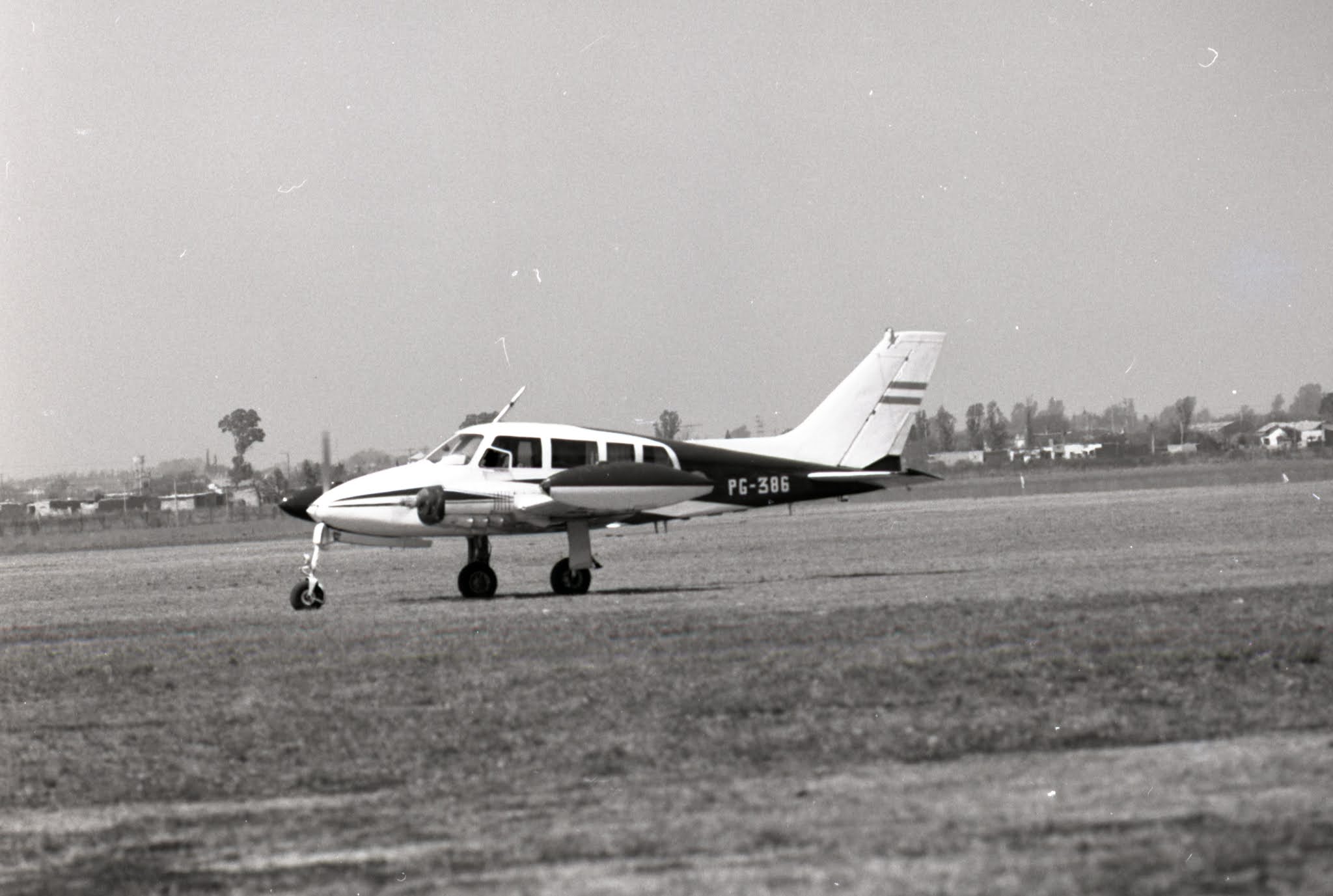 cessna310%2B001.jpg