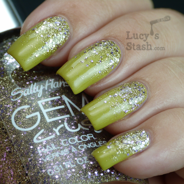 Lucy's Stash - Glitter gradient nail art 