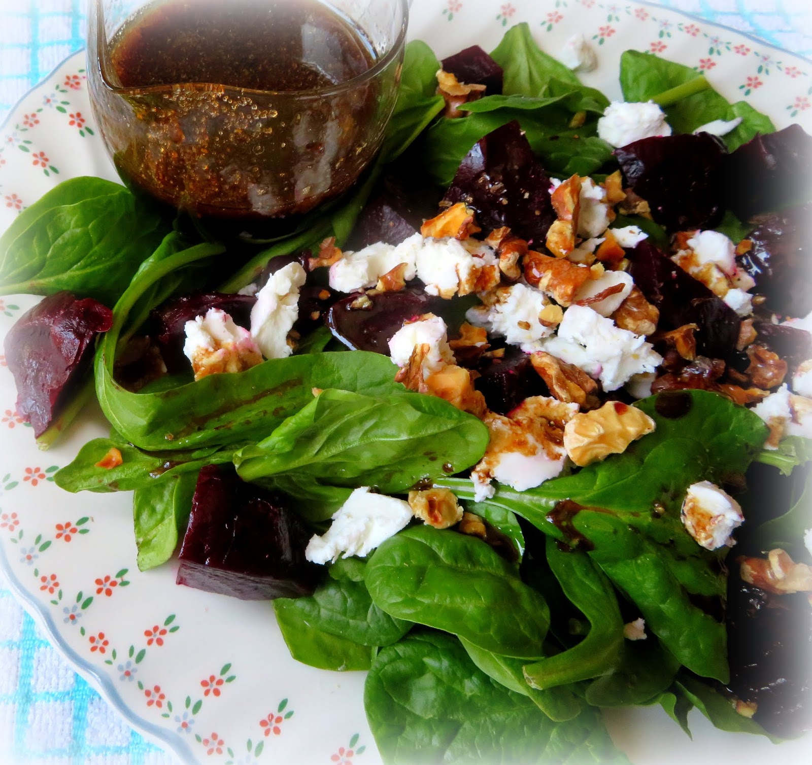 The English Kitchen Beetroot, Goat's Cheese & Toasted Walnut Salad