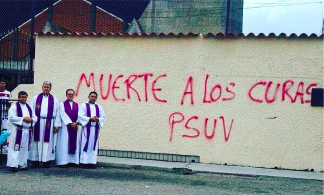 Resultado de imagen para grafitis sacrilegos en iglesias de chile