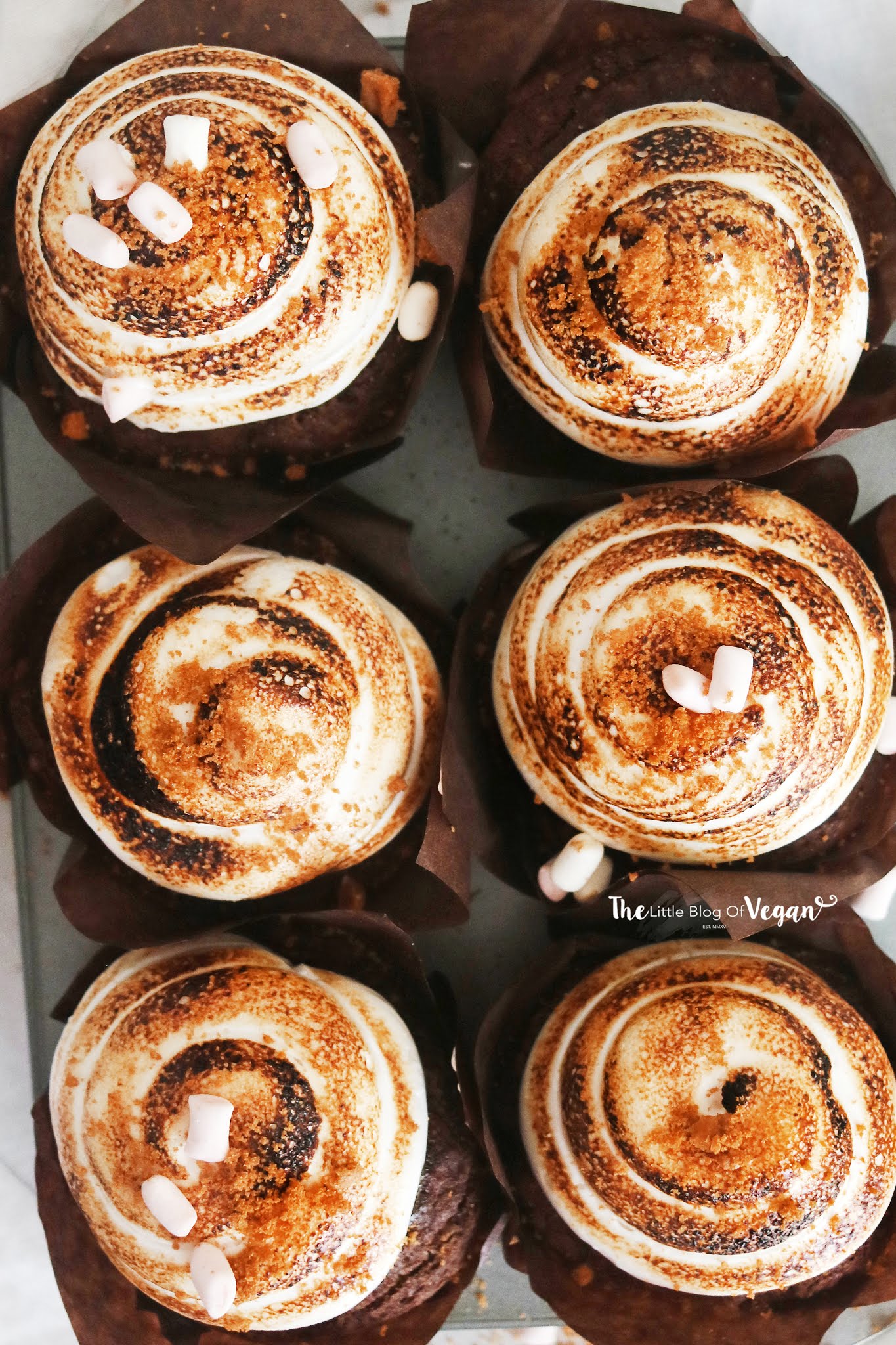 Easy vegan S'mores cupcakes recipe - The Little Blog Of Vegan