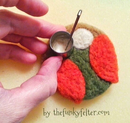 needle felt owl instructions using cookie cutters and wool roving for beginners