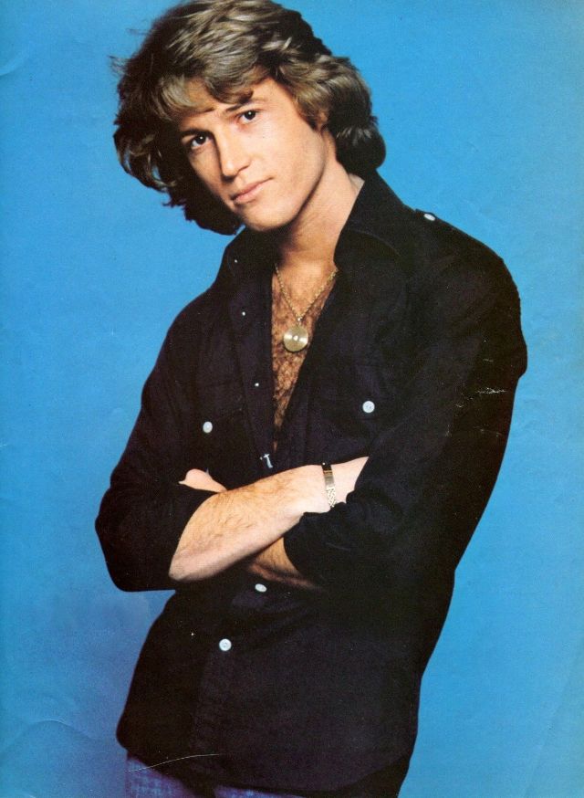 44 Amazing Color Photos of Andy Gibb in the 1970s and 1980s Vintage Everyday