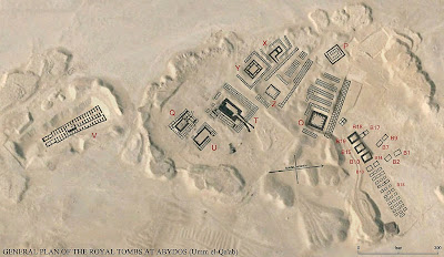 Lokalita Umm el-Káb/Abydos. Písmeno o značí hrobku faraona Džera/publikováno z http://sk.wikipedia.org/wiki/Egyptsk%C3%A9_pyram%C3%ADdy