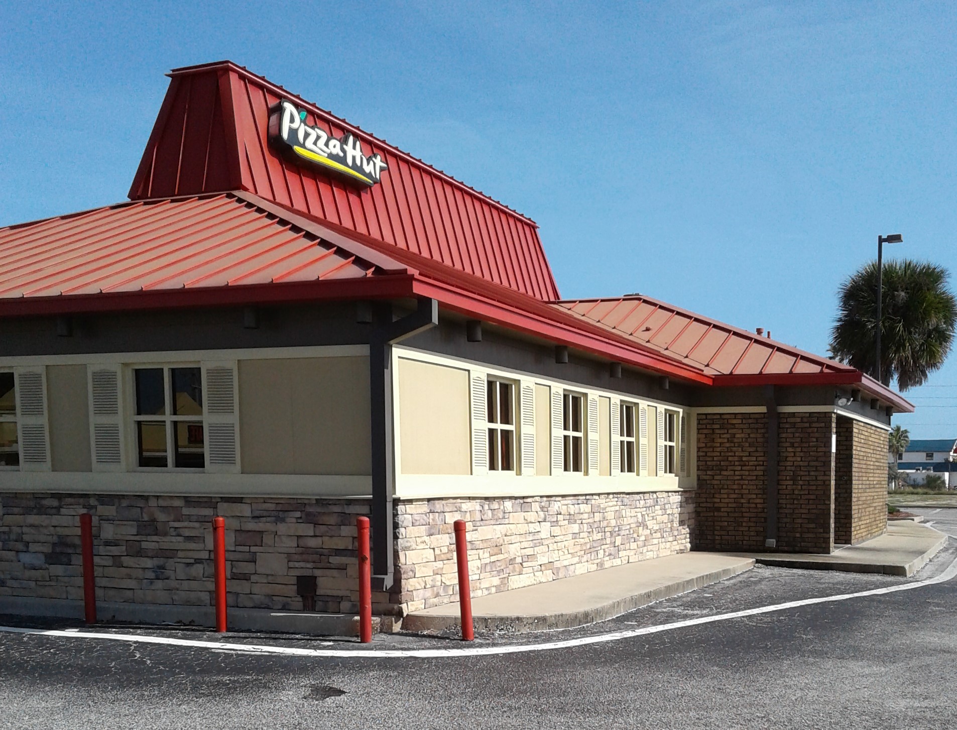 My Florida Retail Blog No One OutBuffets The Hut