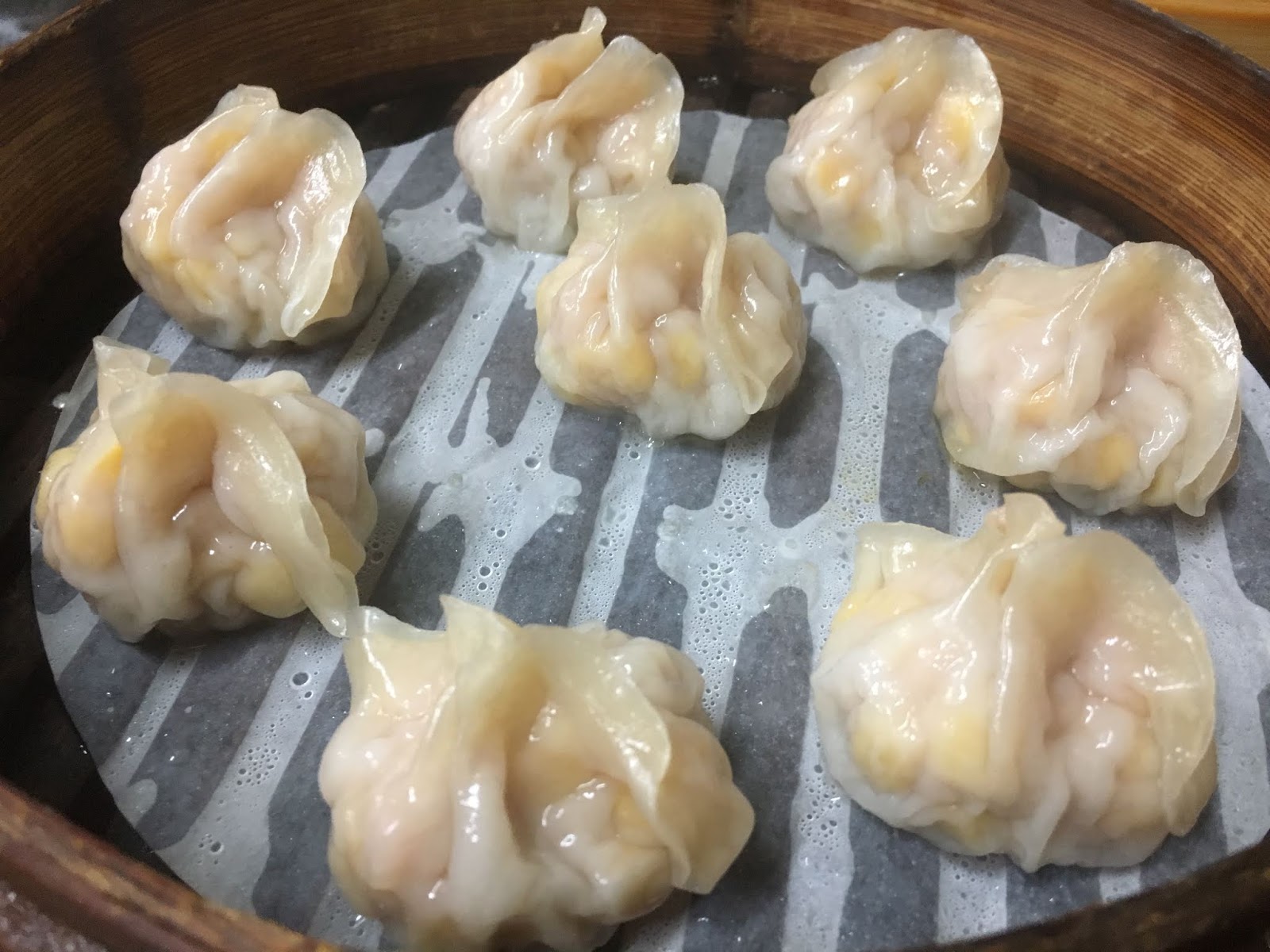 Qi's Steamed Dumplings (亓家蒸餃), the Incredibly Delicious Steamed