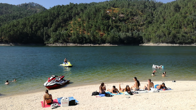 Motos de água na Praia do México Motos de água na Praia do México