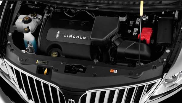 2017 Lincoln MKS Powertrain