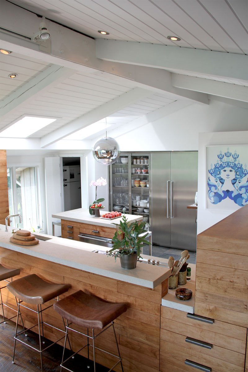 Should Wood Beams Be Painted Or Left Natural Dans Le