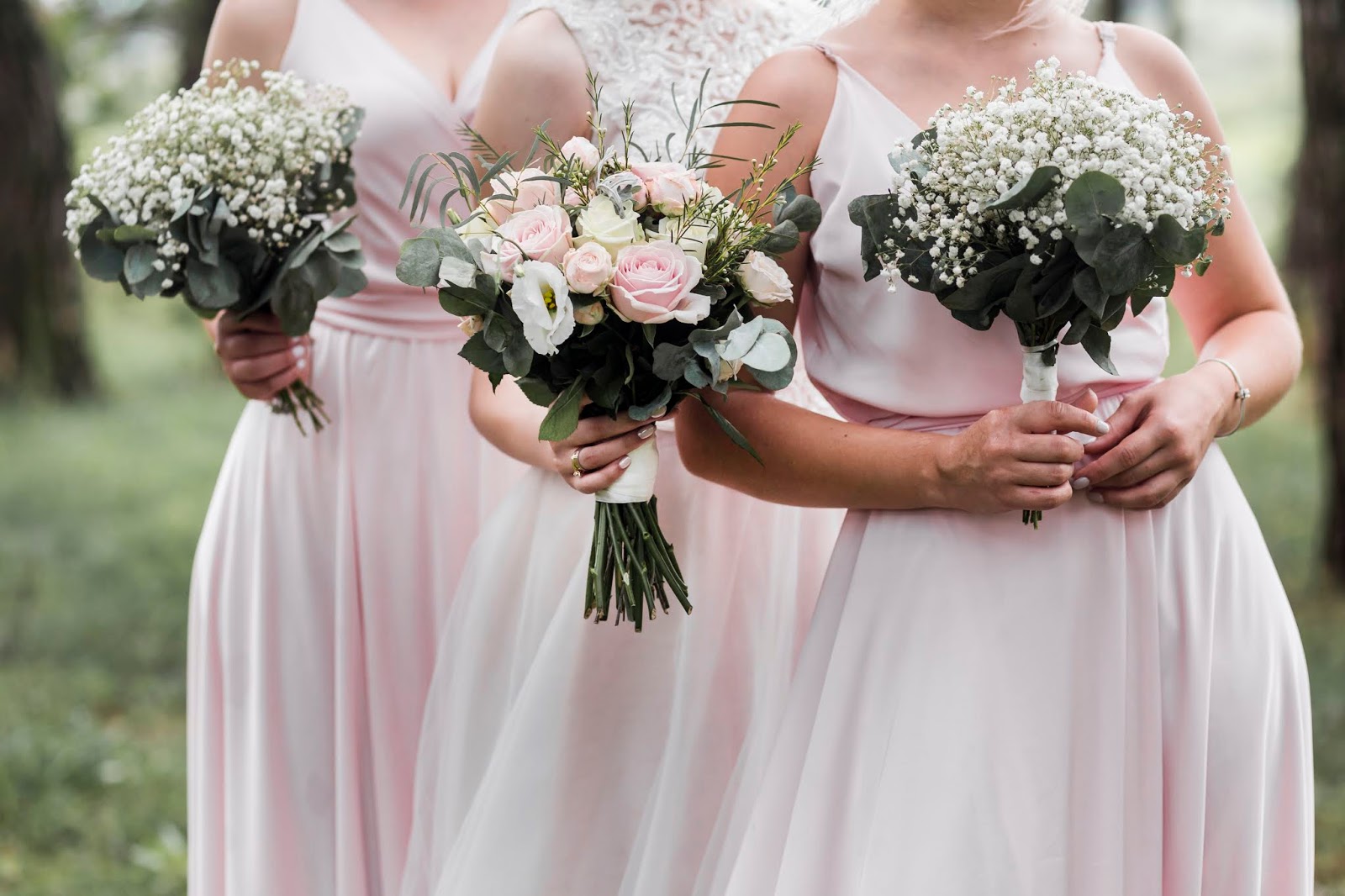 Places to rent bridesmaid dresses near me best sale