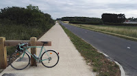 Piste cyclable à a campagne