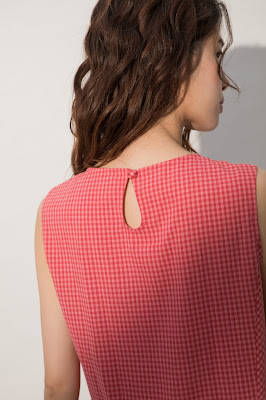 屋頂上的長餐桌背心洋裝-莓果（桃格）模特兒實穿