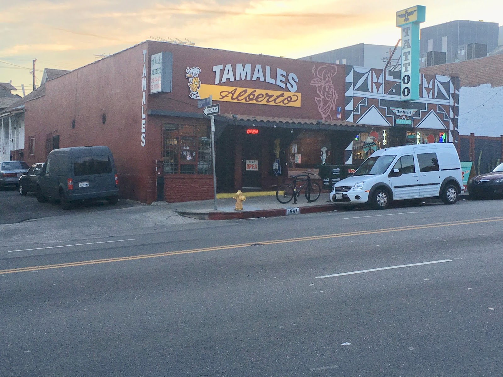 Rick's Ventura Tamales Alberto, Echo Park