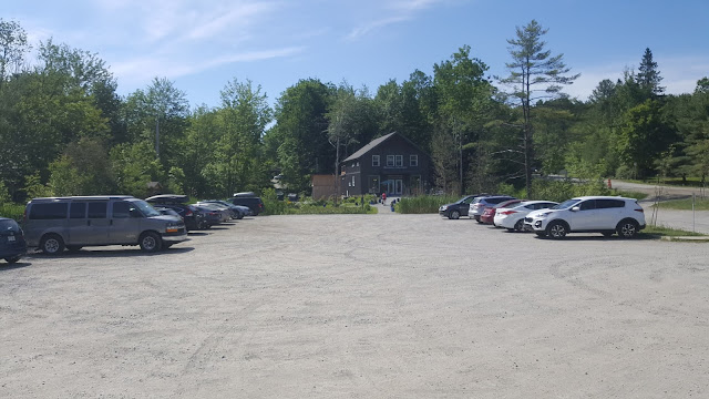 Stationnement pour le sentier menant au mont Orford