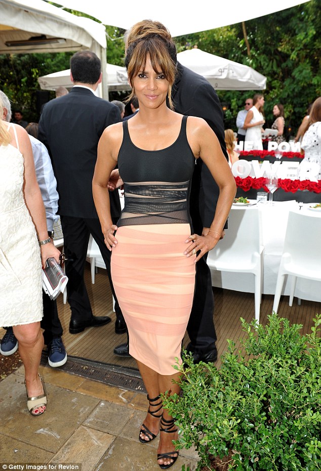 Ultimate Halle Berry: Halle Berry Stuns At Revlon's 2016 Philanthropic