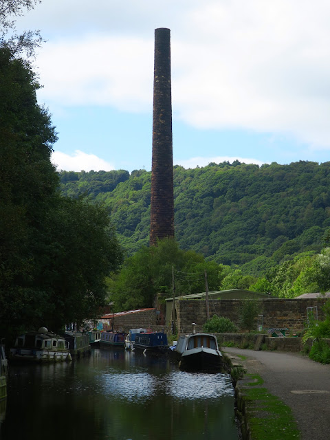 Canal and House Boats. Hebden Bridge. Calderdale. West Yorkshire. 28th August 2021