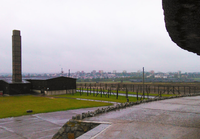 Widok na Majdanek Majdanek, mauzoleum, widok