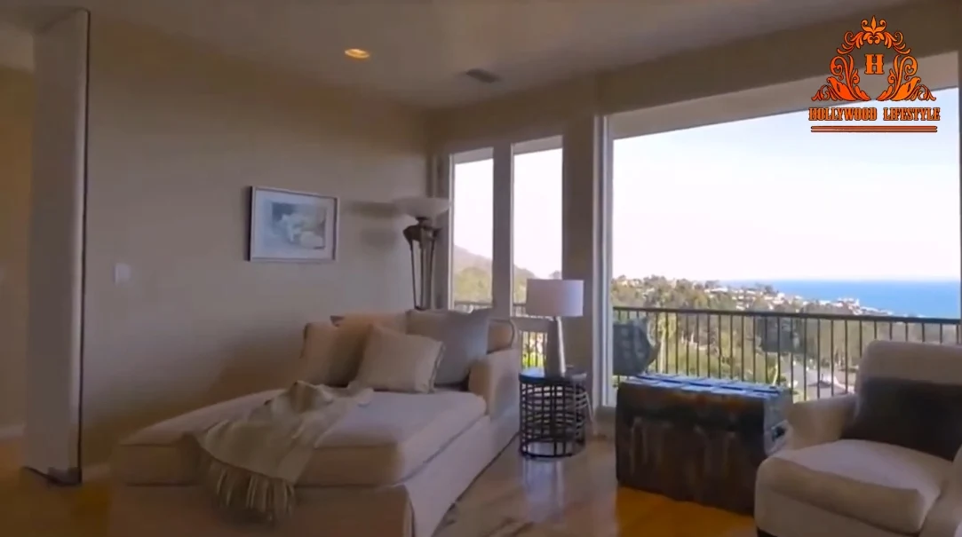 35 Interior Design Photos vs. Chris Bosh's Pacific Palisades Luxury Mansion Tour