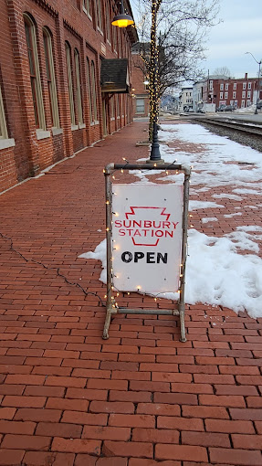Valley Girl Views: Shop For Antiques &amp; Crafts in the Historic Sunbury