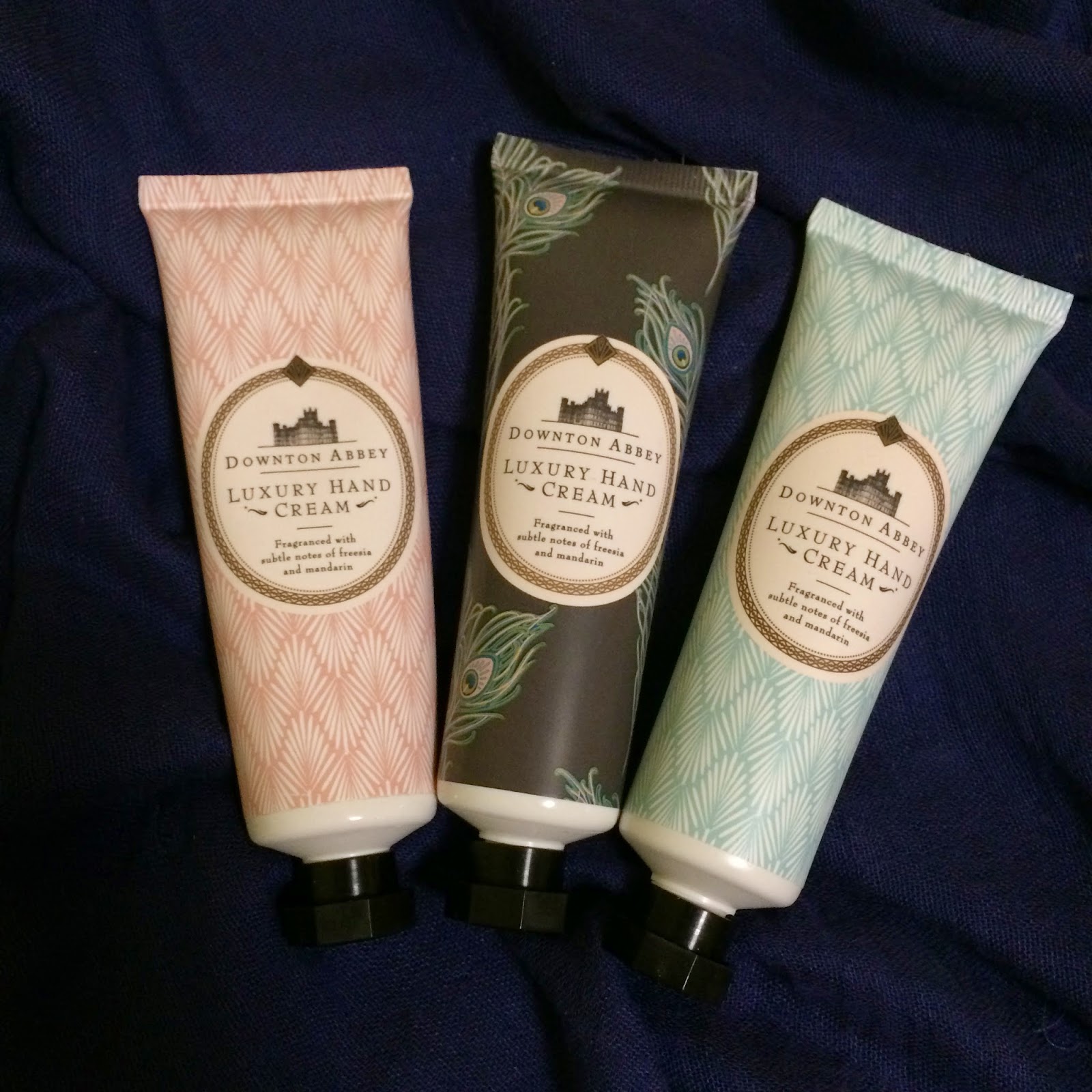крем rose beauty. Richly hydrating hand cream lavender. Hand cream collection limited edition. Hand cream корейский. как переводится hand cream на русском.