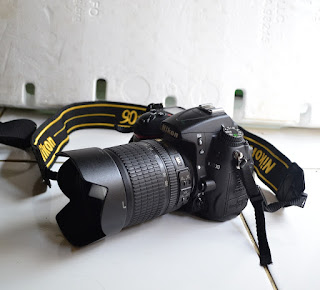 Nikon D7000 + Lensa VR NIKKOR 18-105mm