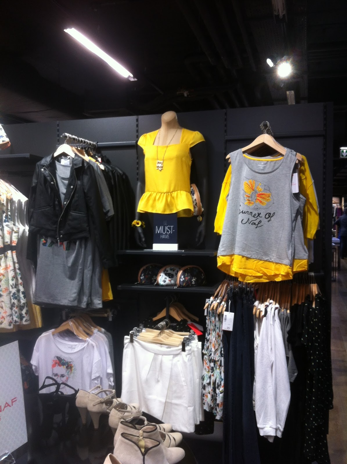 halles aux chaussures