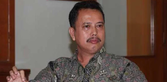 PDIP Harus Contohkan Taat Hukum Meski Berstatus Partai Penguasa PDIP Harus Contohkan Taat Hukum Meski Berstatus Partai Penguasa