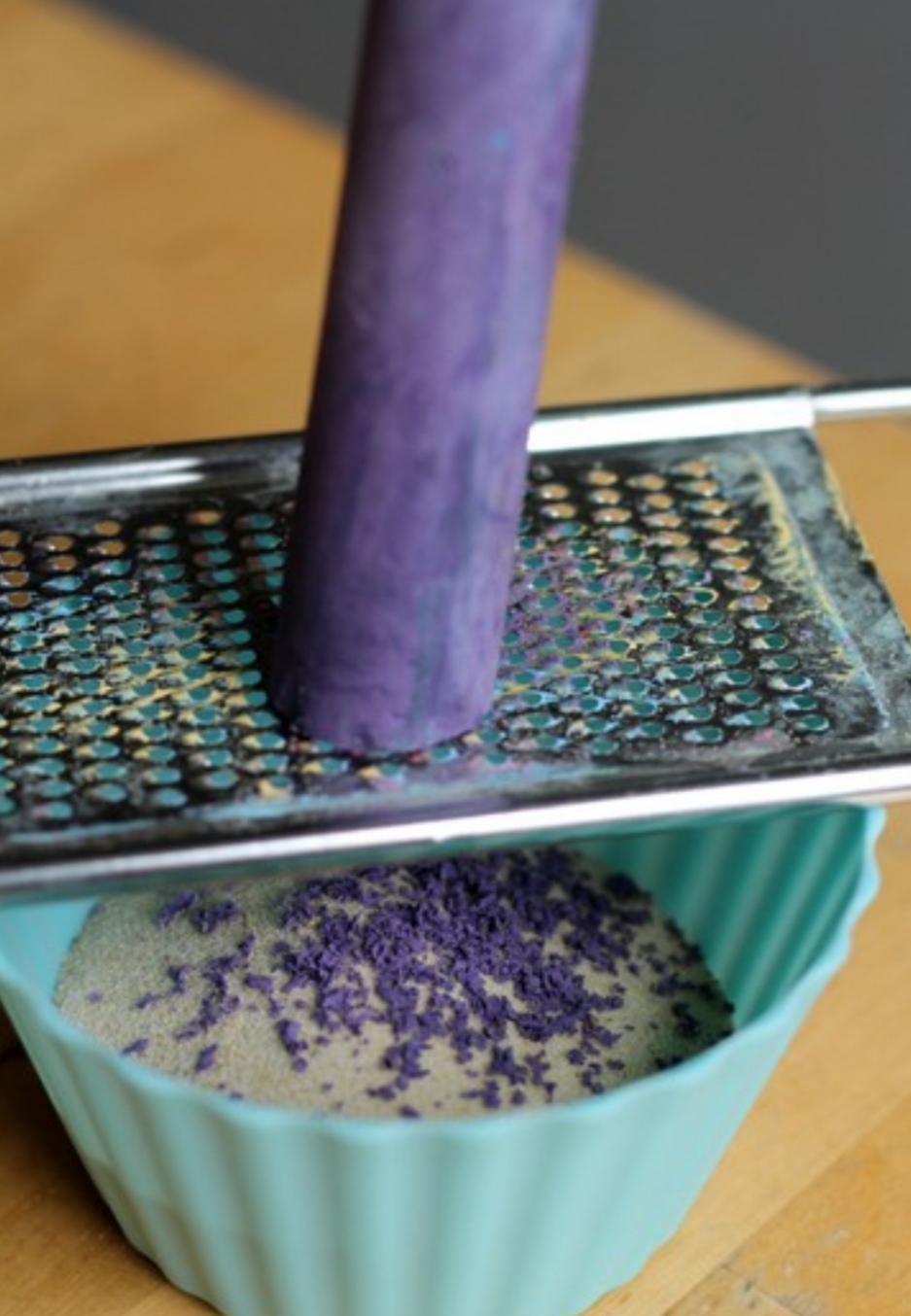 How to make colored sand...DIY